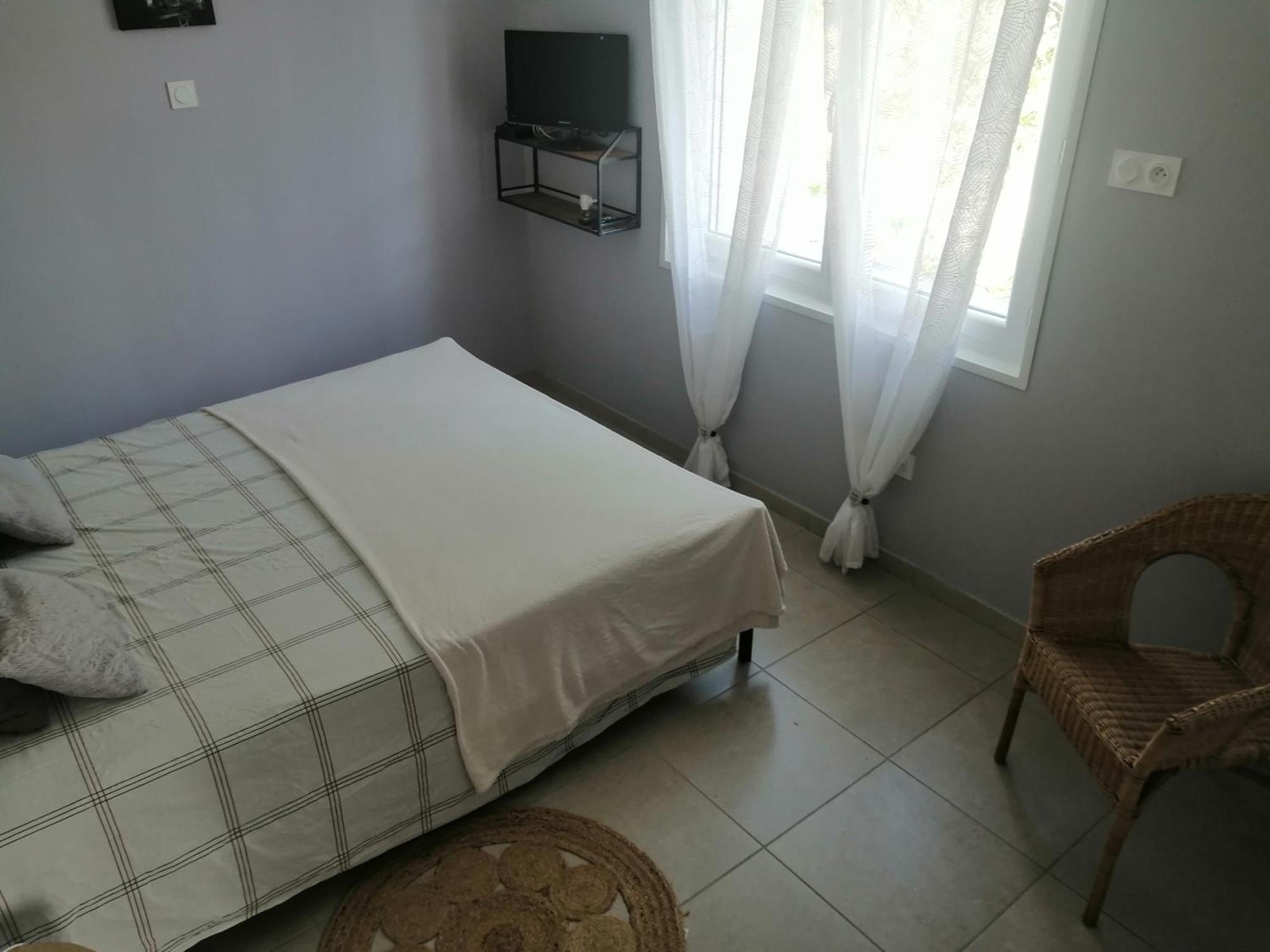 Maison Au Pied Des Cevennes Rousson  Kültér fotó
